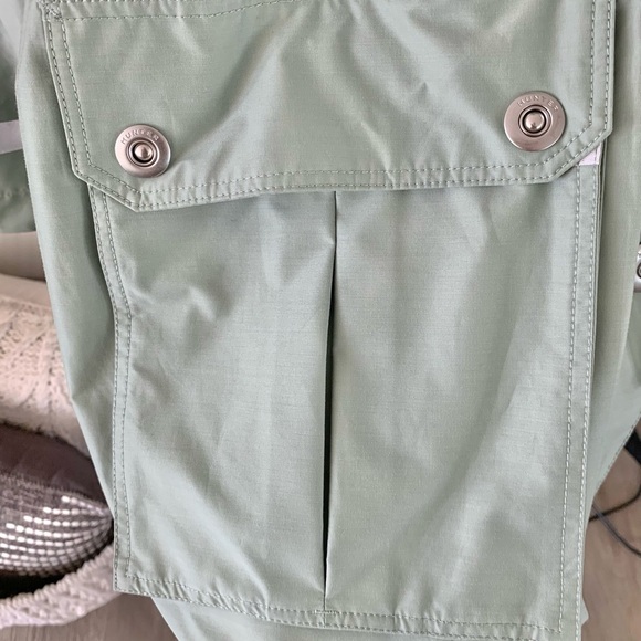 Hunter Women’s Refined Waterproof Garden Jacket / Sage Green - Picture 5 of 14